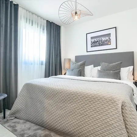 דירה Inf27e- By Roomservices אסטפונה